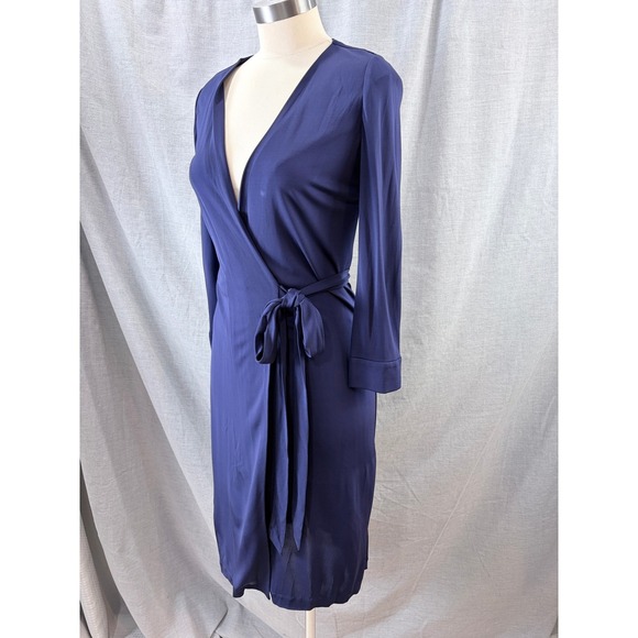 Diane Von Furstenberg Dresses & Skirts - Diane von Furstenberg Navy Julian Wrap Dress 2 Long Sleeve Office Classic DVF
